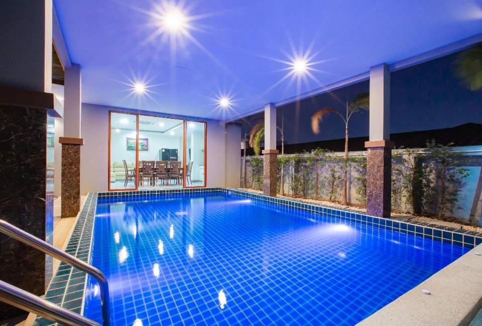 Villa Manhattan Pool Pattaya